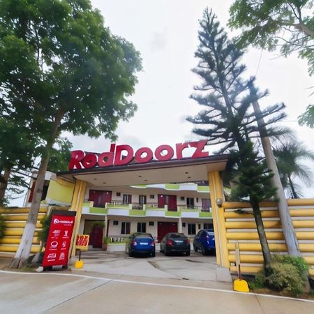 Отель Reddoorz At Tagaytay Road Тагайтай Экстерьер фото